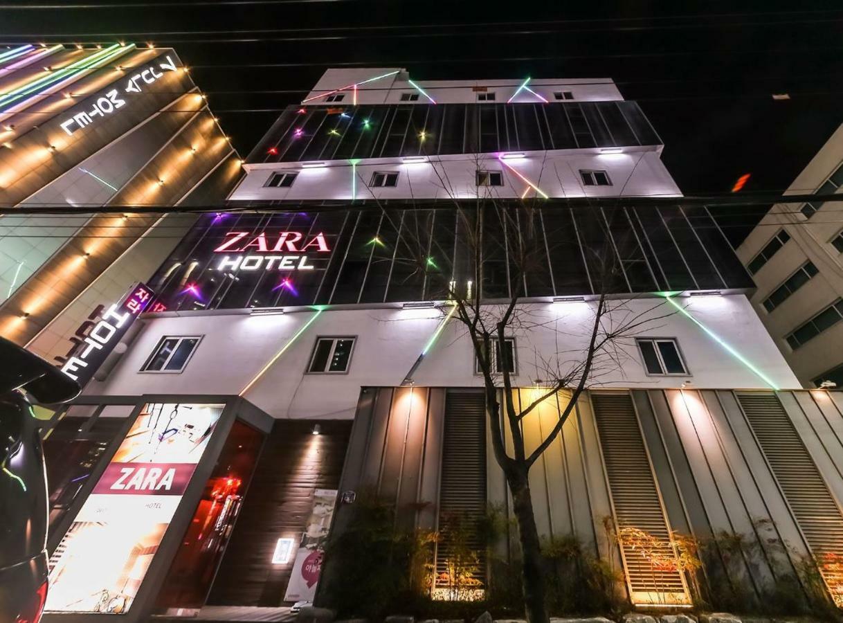 Hotel Zara Changwon Exteriör bild