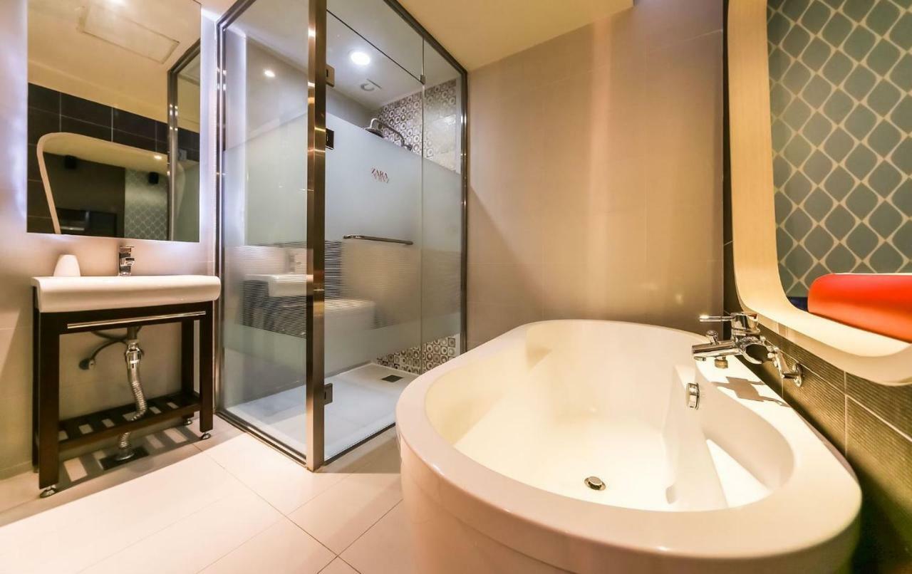 Hotel Zara Changwon Exteriör bild