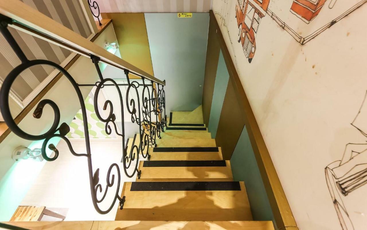 Hotel Zara Changwon Exteriör bild
